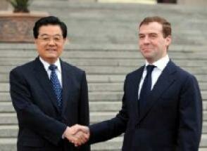 РИА «РусьИнфо». Медведев и Путин продали Сибирь и Дальний Восток Китаю