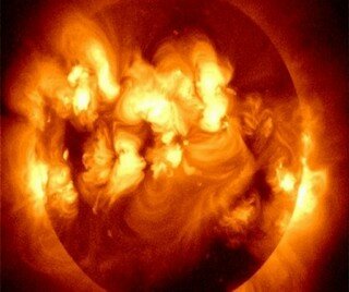 Солнечные бури в 2012 году вызовут катаклизмы - ученый
