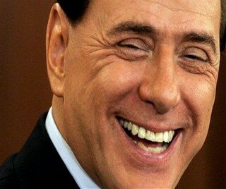 Итальянские телеканалы накажут за то, что они любят Берлускони