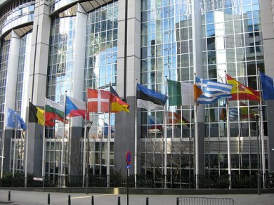 Европарламент призвал власти отпустить Луценко