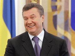 Янукович привітав львів’ян, які стоять на варті