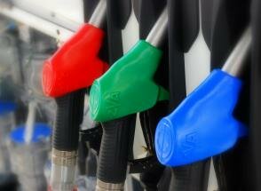 Эксперт сообщил о перспективах цены на бензин