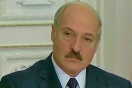 Лукашенко одобрил контракт с Россией на строительство АЭС